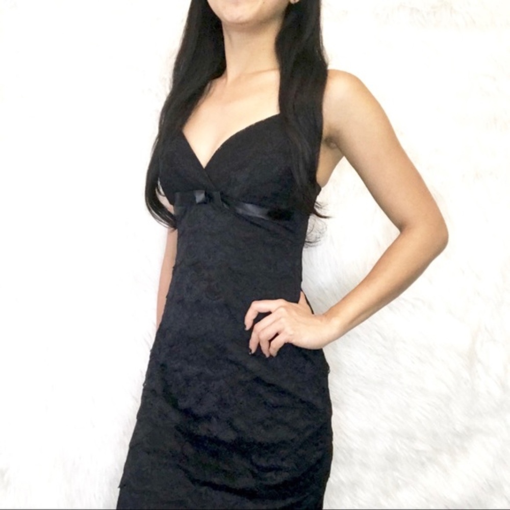 B. Darlin bow layer lace dress 3/4 - Picture 5 of 8